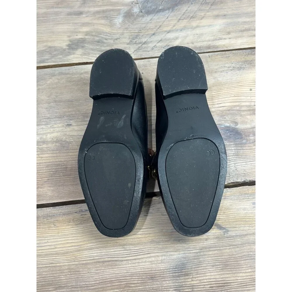 Vionic Mizelle Loafer Womens 7 Black Leather with Gold Chain Accent - Picture 8 of 9